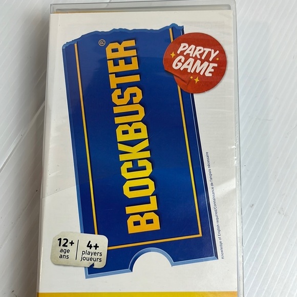 BLOCKBUSTER Movies the game board game family night movies - Picture 1 of 5